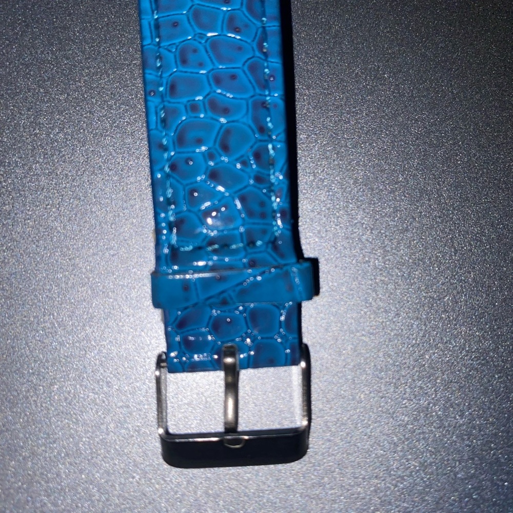 Watch - Picture 7 of 9